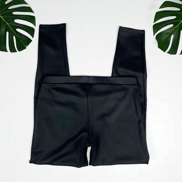 Express Faux Leather Leggings in Matte Black - Picture 7 of 9